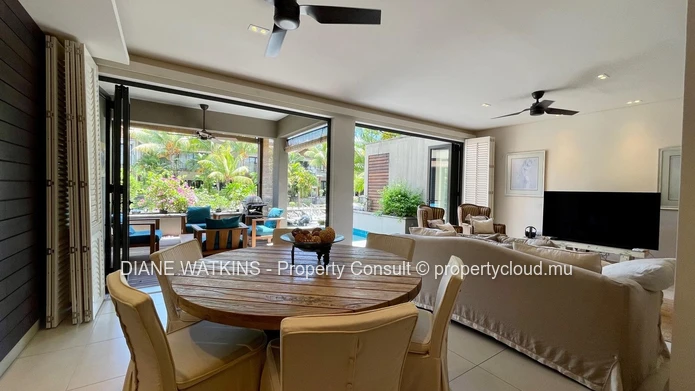 Gorgeous Duplex at Water’s Edge