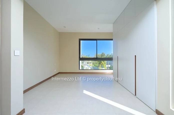 partment Private Rooftop Pool Pointe aux Canonniers | 650000 USD