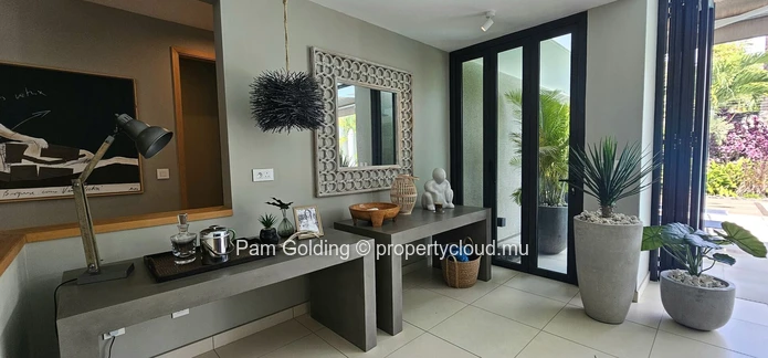 Villa contemporaine de 4 chambres à vendre à Pereybère, Île Maurice
