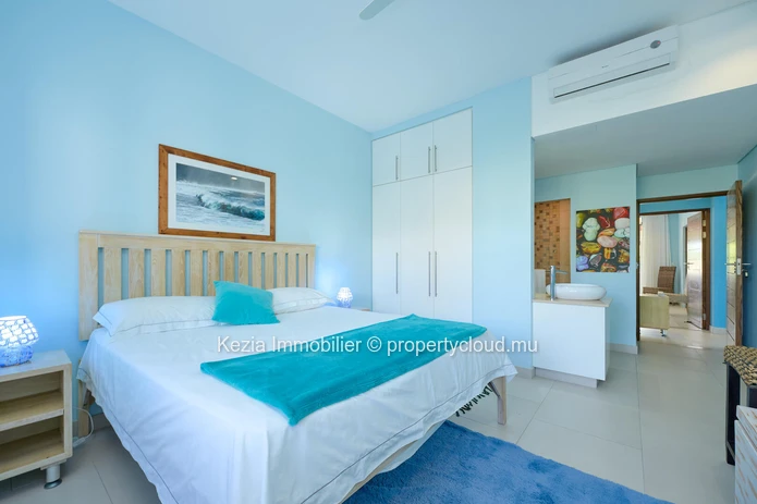 Modern Apartment Just A Stone's Throw From The Beach