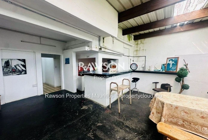 FOR SALE – Prime Commercial Opportunity in Phoenix, Mauritius