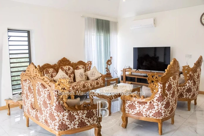 BEAU VALLON – Maison contemporaine avec appartement indépendant – 5 chambres