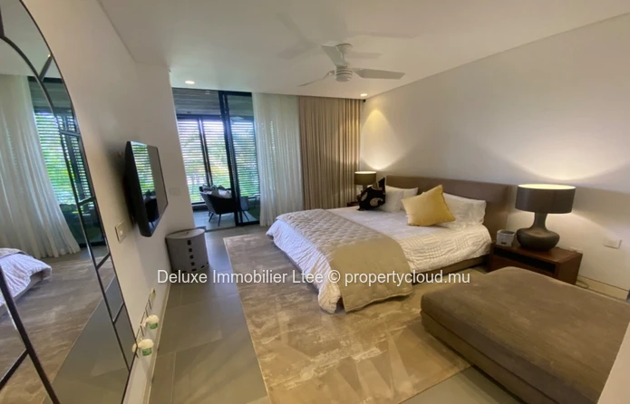 Pereybere Beachfront 3BR Apartment