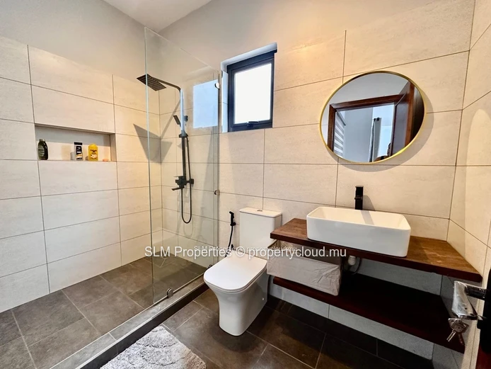 Villa neuve de 3 chambres à coucher avec piscine privée