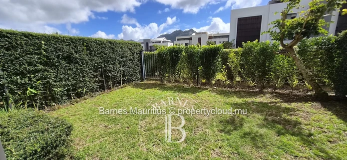 MOKA / HELVETIA - Apartment with Garden - 2 Bedrooms