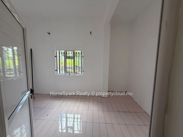 House for Rent in Solferino