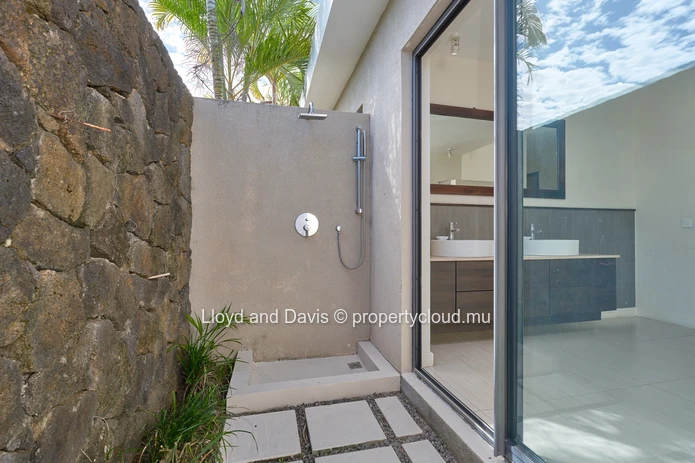 Elegant Furnished Villa with Garden and Gazebo in Péreybère