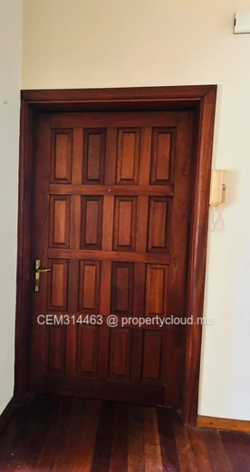 226 m² Apartment for Sale | Les Colophanes Residence, Floréal