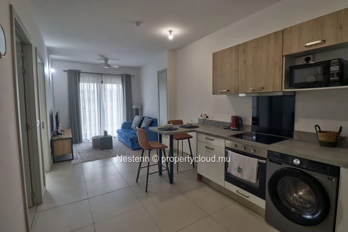 Appartement contemporain de 2 chambres dans la Smart City l'Avenir, en parfait état, meublé, vue sur la montagne, par...