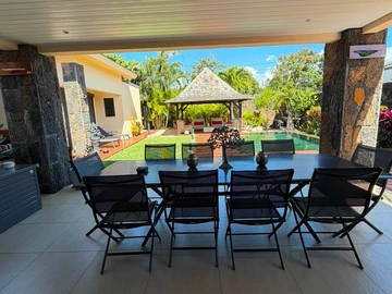 4 Bedroom Villa