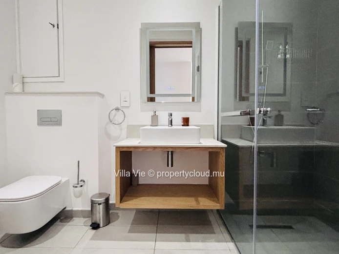 Péreybère - 3-bedroom penthouse with private pool in a secured residence