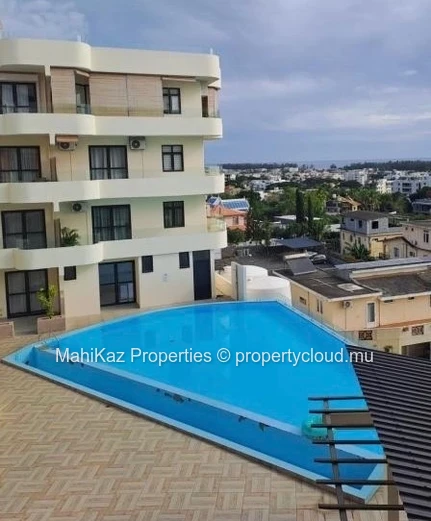 Modern 2-Bedroom Apartment for Rent in Flic en Flac, Mauritius – Sea View & Resort-Style Facilities