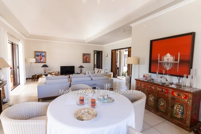 Villa d'exception dans un Golf.