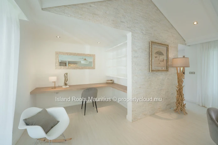 Spacious single-storey villa for sale in Grand Baie!