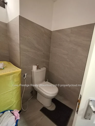 Duplex 3 chambres à Grand Baie | Résidence Beverly Hills | Entièrement meublé | Neuf | Rs 50,000