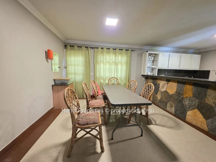 Magnifique appartement au rez-de-chaussée à vendre à Mon Choisy