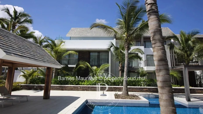 MONT CHOISY – Penthouse meublé proche de la plage - 2 chambres