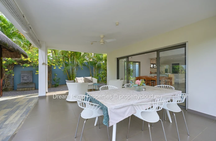 Splendid 3-Bedroom Villa Close To The Beach In Grand Baie – Mauritius