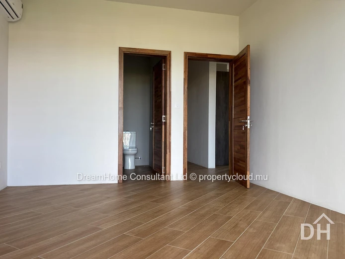 Penthouse with Rooftop – Creek 4 Residence