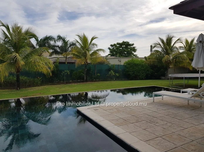 Furnished Villa for Rent – Tamarin Black River .
