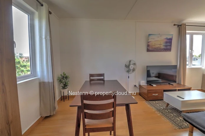 Charmant appartement traditionnel d'une chambre à Grand Baie, entièrement meublé avec des équipements modernes, à pro...