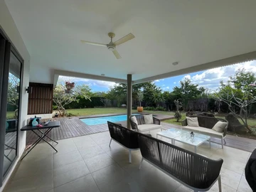 4 Bedroom Villa