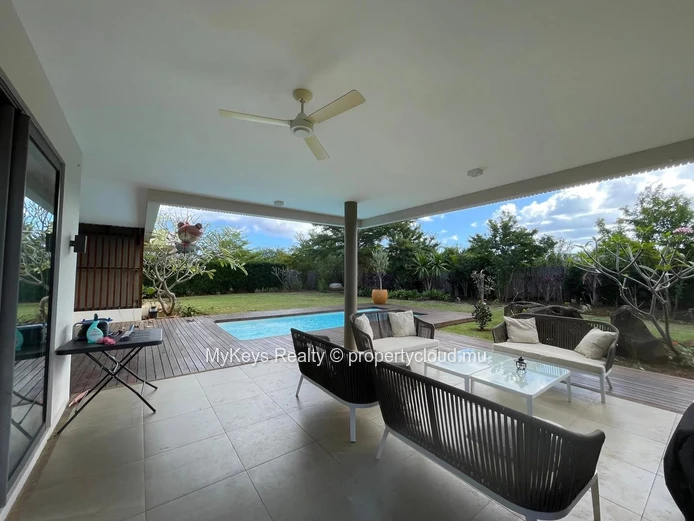 Furnished Villa – Private Pool – Large Garden
