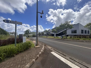 Commercial Land