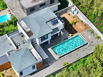 4 Bedroom Villa
