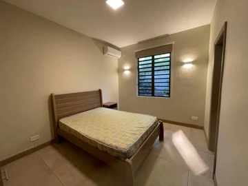 5 Bedroom Villa