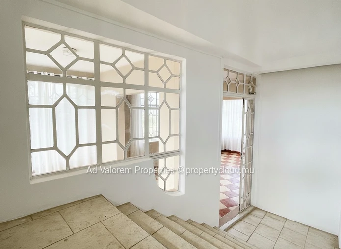En Exclusivité – Maison familiale de 7 chambres à Pointe aux Piments (Mandat exclusif)