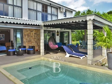 7 Bedroom House