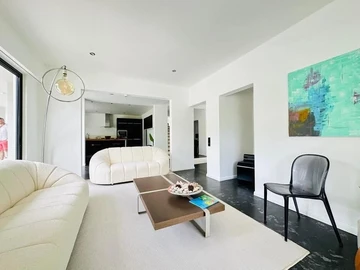 4 Bedroom Villa