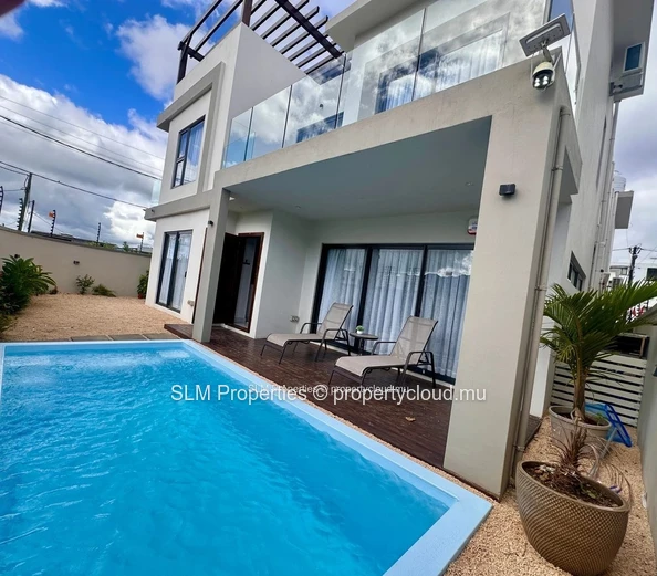 Villa neuve de 3 chambres à coucher avec piscine privée