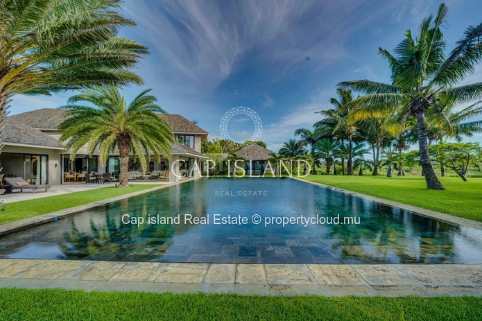 Exceptional villa with 180° view - BEAU CHAMP -