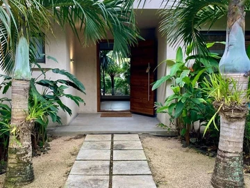 4 Bedroom Villa