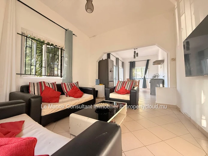 Maison aménagé en 2 appartements - A proximité de toutes les commodités