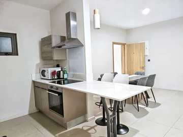 2 Bedroom Apartment