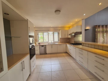 4 Bedroom House To Let in Grande Riviere 