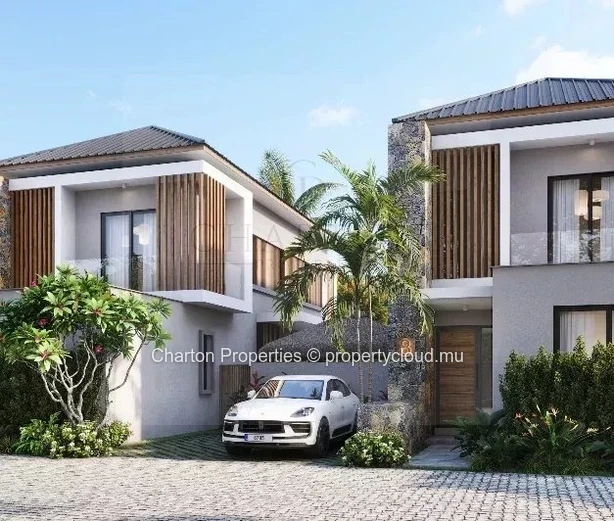 Exceptional 4-bedroom villa with private pool in the heart of an exclusive residential estate