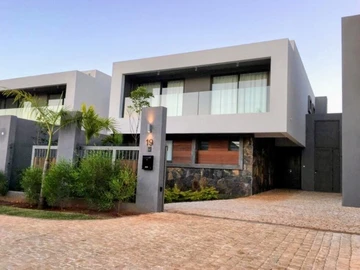 Townhouse, Duplex de 4 Chambres