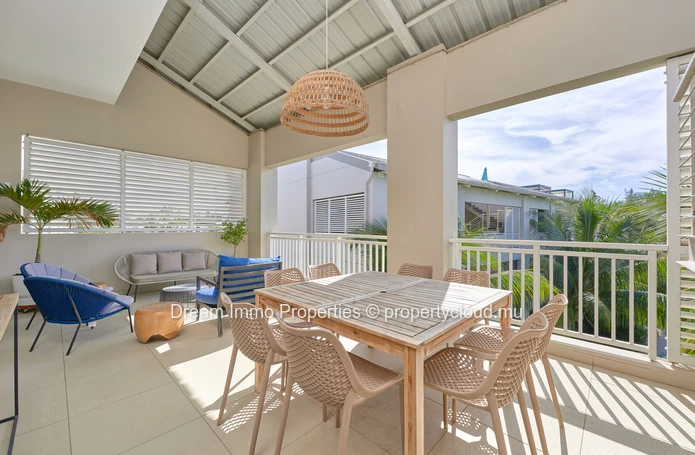 Superbe penthouse en duplex avec toit-terrasse privé à 300m de la plage de Pereybère - Ile Maurice