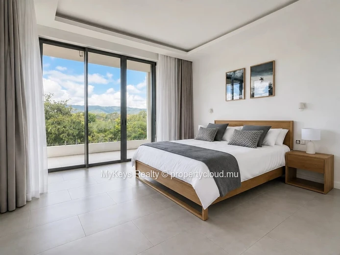 Exceptional 5-Bedroom Villa for Rent - Tamarin