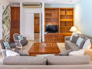 5 Bedroom Villa