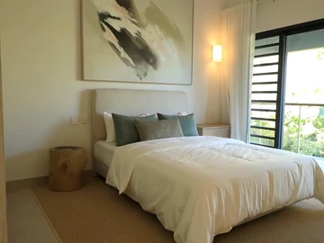 5 Bedroom Villa
