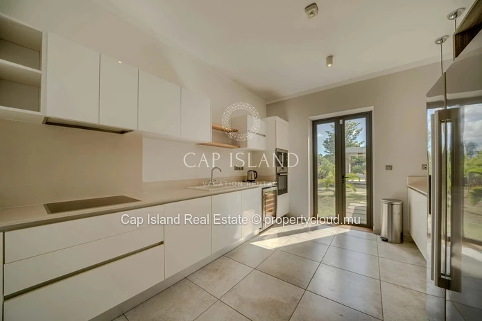 Villa 4 chambres plein pied et son jardin tropical