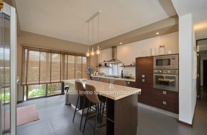 Villa de 3 chambres dans une résidence sécurisée 