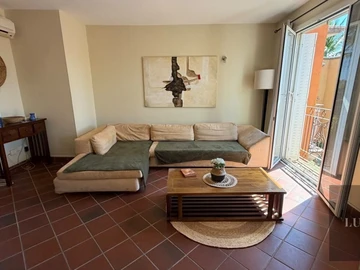 2 Bedroom Townhouse, Duplex