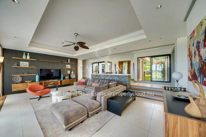 Anahita - Villa d'exception pieds dans l'eau, sur le golf