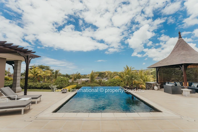 Villa de Luxe à Vendre à Bel Ombre | Heritage Villas Valriche | Vue Mer, Golf & Résidence Maurice
